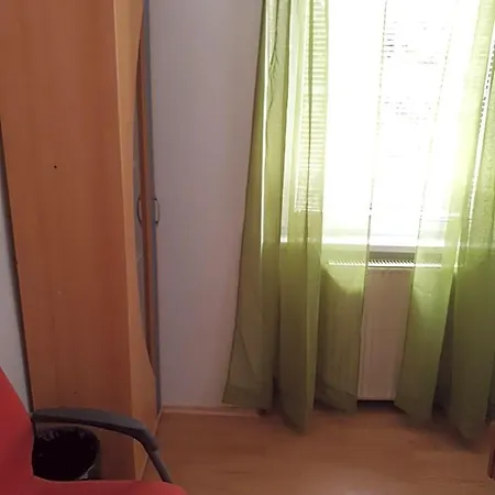 Osvald Hotel *